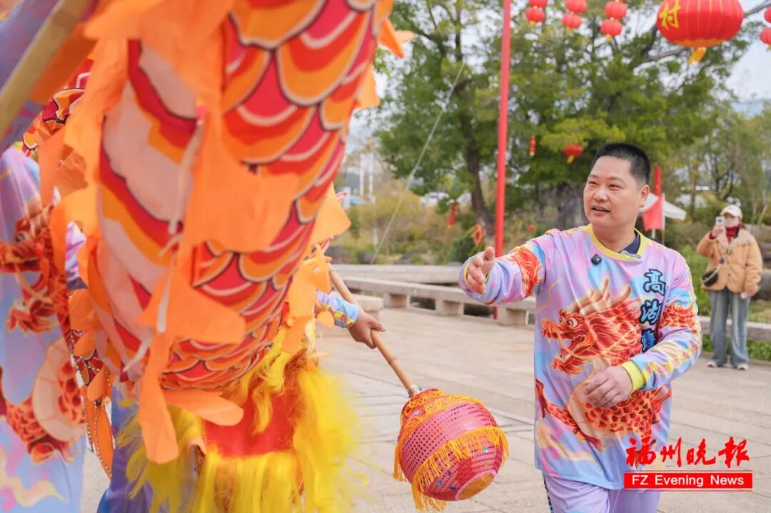 吴忠市如何给昵称起名男生"洋弟子"慕名来求学!福州郑一良一手舞龙技艺,绝了!_属女虎取名能用昱字吗